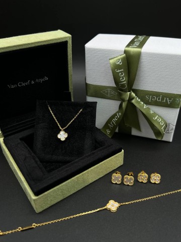 Van Cleef & Arpels браслет #347724JB