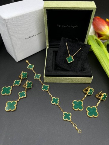 Van Cleef & Arpels серьги #378630GG