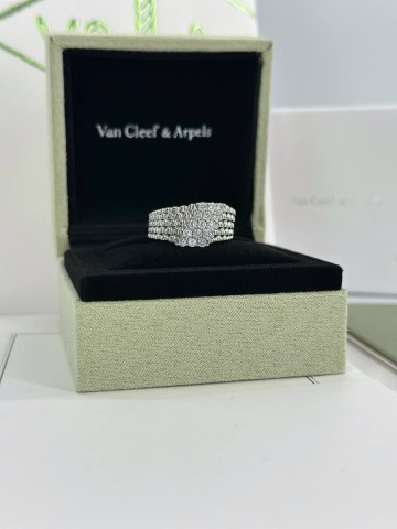 Van Cleef & Arpels Perlee кольцо #396114SI