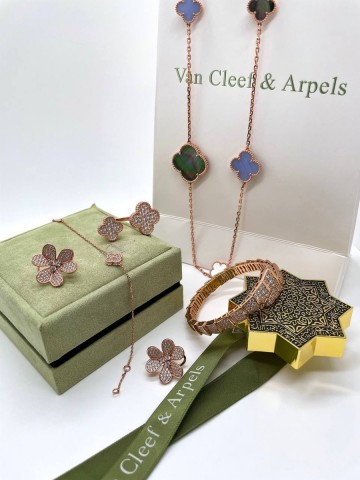Van Cleef & Arpels Колье #482887XZ
