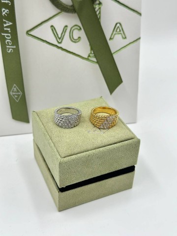 Van Cleef & Arpels кольцо #512134QH