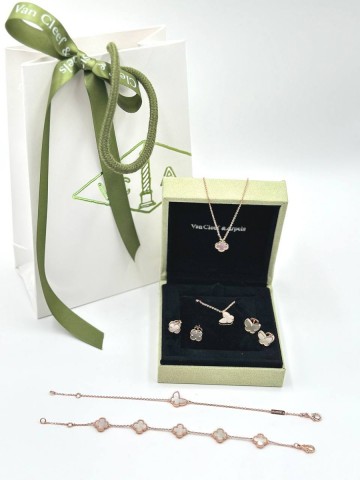 Van Cleef & Arpels подвеска мини #515447OB