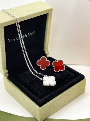 Van Cleef & Arpels подвеска #533021SV