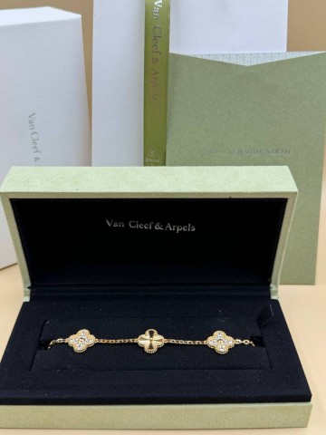 Van Cleef & Arpels браслет #588525LL