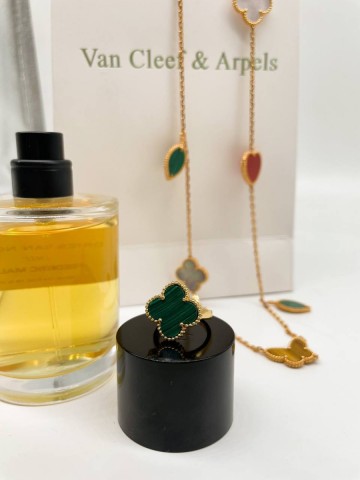 Van Cleef & Arpels Колье #604470BP