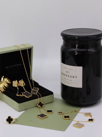 Van Cleef & Arpels браслет #608680AK
