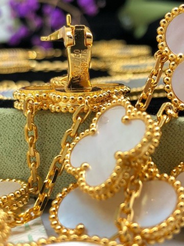 Van Cleef & Arpels серьги #609483GW