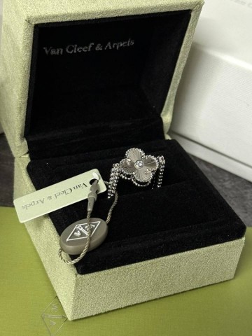 Van Cleef & Arpels кольцо реверсивное #640523OI