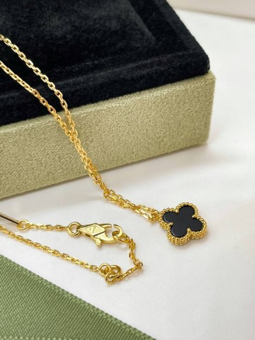 Van Cleef & Arpels подвеска мини #646821KW