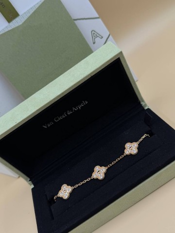 Van Cleef & Arpels браслет #651421ZE
