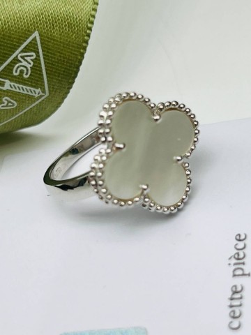 Van Cleef & Arpels кольцо #715816VL