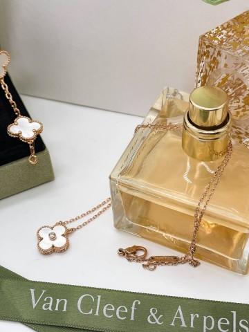 Van Cleef & Arpels подвеска #720940FL