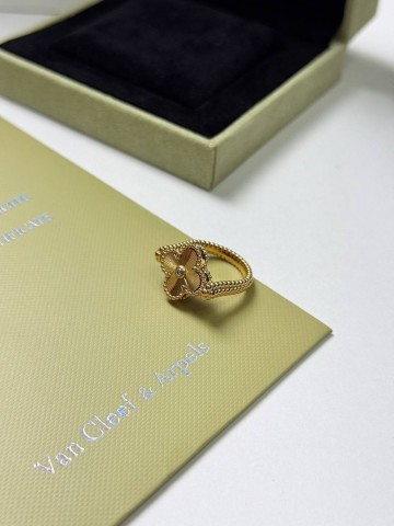 Van Cleef & Arpels кольцо #732125BT