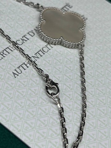 Van Cleef & Arpels Колье #838881SQ