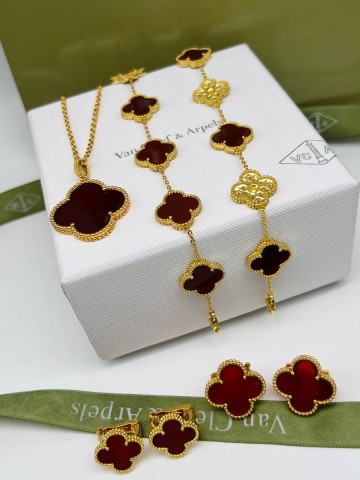 Van Cleef & Arpels браслет слева #903090IV