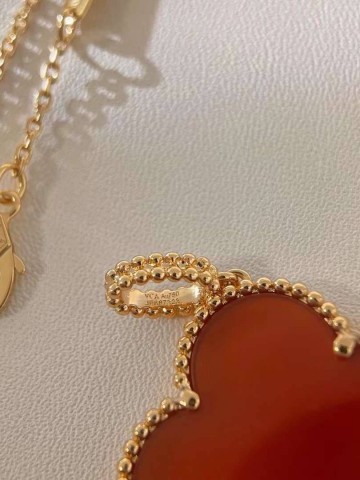 Van Cleef & Arpels подвеска #911990JB
