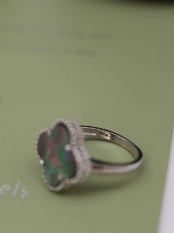 Van Cleef & Arpels кольцо #915953MH