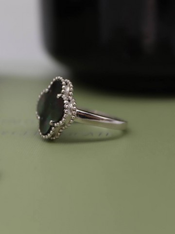 Van Cleef & Arpels кольцо #915953MH