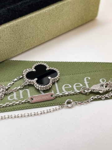 Van Cleef & Arpels подвеска #927719DS
