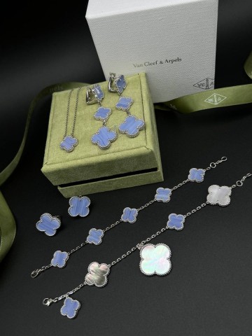 Van Cleef & Arpels браслет #932640GC