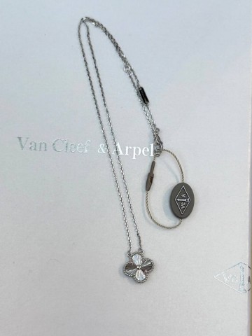 Van Cleef & Arpels Vintage Alhambra подвеска #943599YS