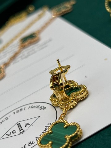 Van Cleef & Arpels серьги #946810CR