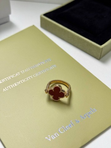 Van Cleef & Arpels кольцо #986130FU