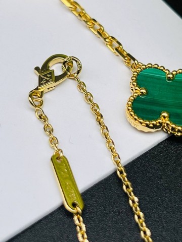Van Cleef & Arpels подвеска #992791IP