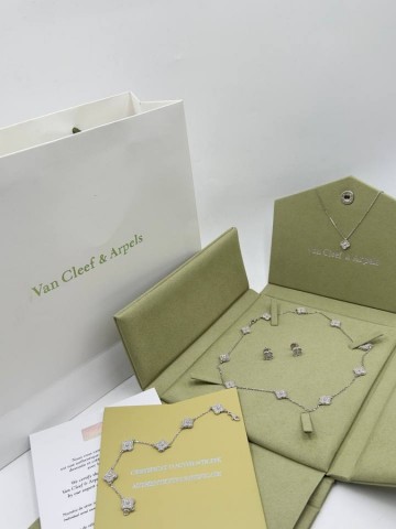 Van Cleef & Arpels подвеска мини #997117EI