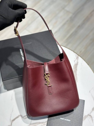 Yves Saint Laurent LE 5 À 7 Small сумка #169038ZU