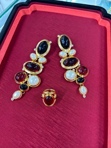 Yves Saint Laurent клипсы #173476DB