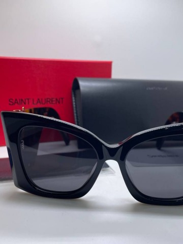 Yves Saint Laurent очки #262142YJ