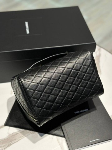 Yves Saint Laurent косметичка #273761WA