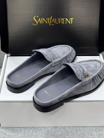 Yves Saint Laurent CASSANDRE мюли #946840IO