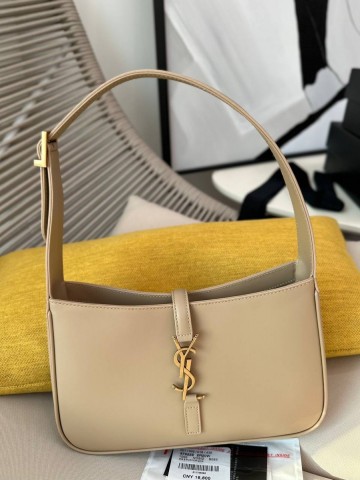 Yves Saint Laurent Le 5a7 hobo сумка #495720QR