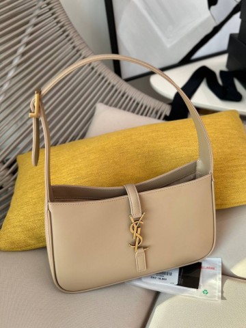Yves Saint Laurent Le 5a7 hobo сумка #495720QR