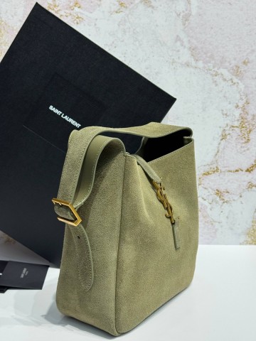 Yves Saint Laurent LE 5 À 7 SUPPLE SMALL IN SUEDE URBAN сумка #574473TJ