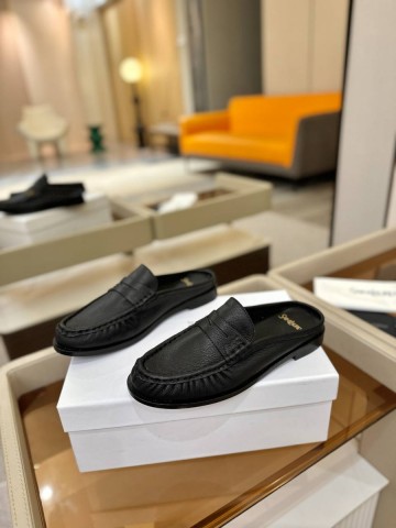 Yves Saint Laurent CASSANDRE мюли #794622VO
