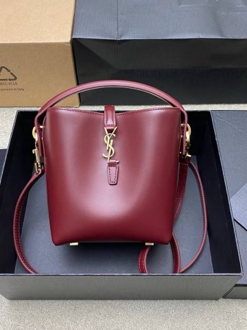 Yves Saint Laurent сумка #658101DD