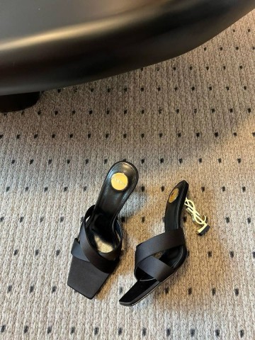 Yves Saint Laurent сабо #671278IP