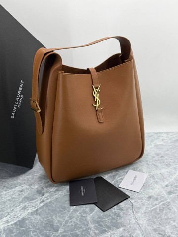 Yves Saint Laurent сумка #677900PB