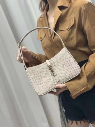 Yves Saint Laurent сумка #740060VC