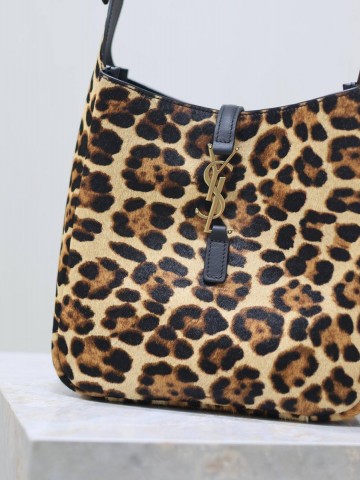 Yves Saint Laurent сумка #797149JP