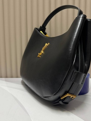 Yves Saint Laurent Le 5 À 7 Hobo сумка #867164AH