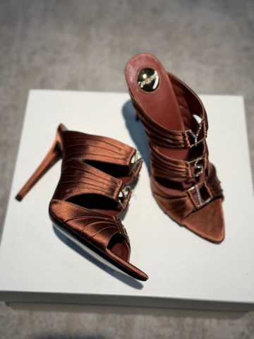 Yves Saint Laurent сабо #904798ME