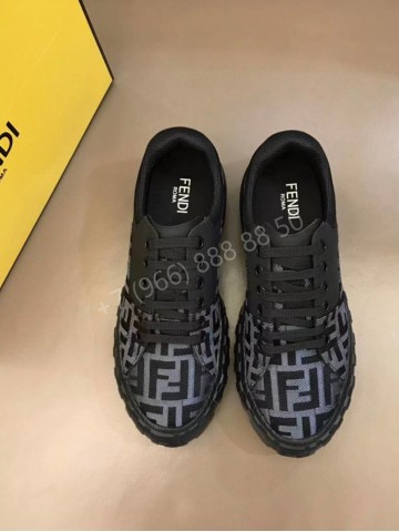 Кроссовки Fendi