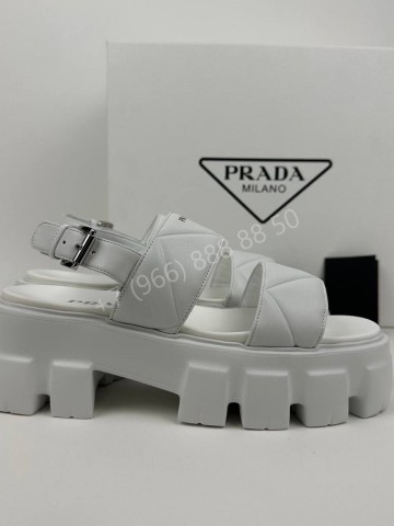 Сандалии Prada