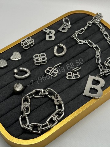 Кольцо Balenciaga