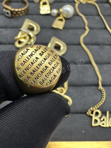 Кольцо Balenciaga