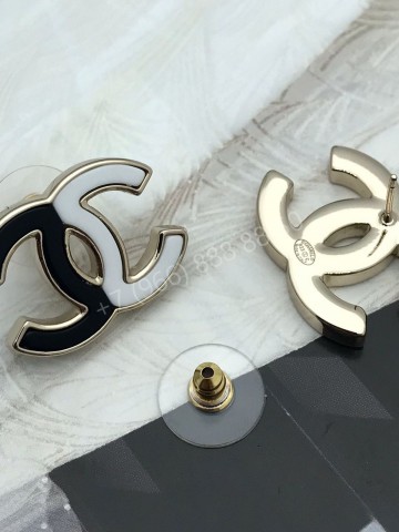 Серьги CHANEL